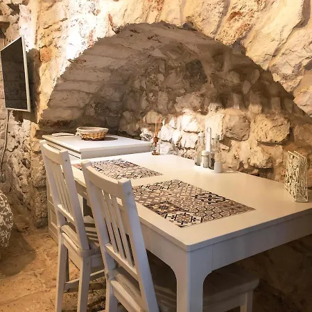 Tao Stones - In Pietra Appartement *